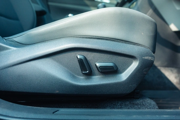 Powered driver & front passenger seats.