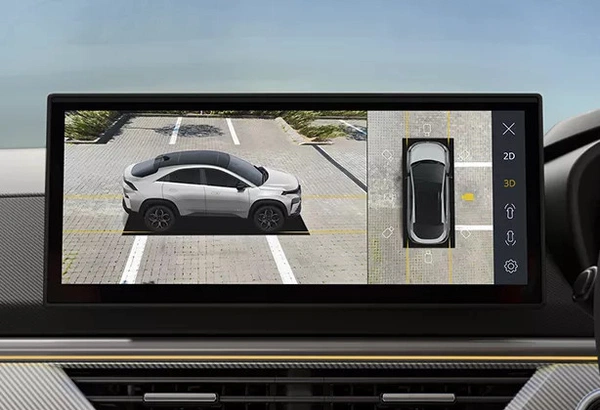 Blind-view monitor can appear on touchscreen or driver display.