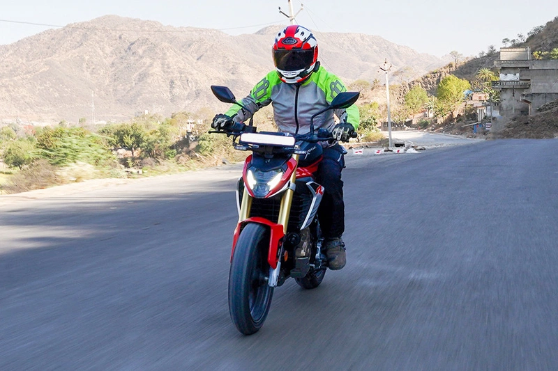 Hero Xtreme 250R
