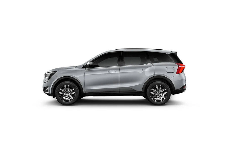 Mahindra XUV700