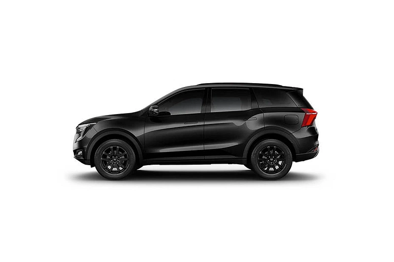 Mahindra XUV700