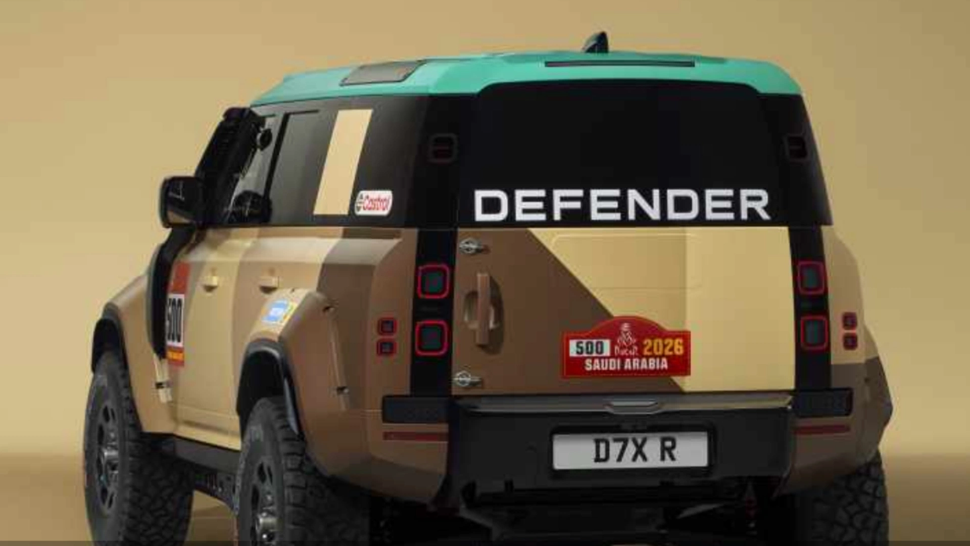 Land Rover Defender D7XR rear
