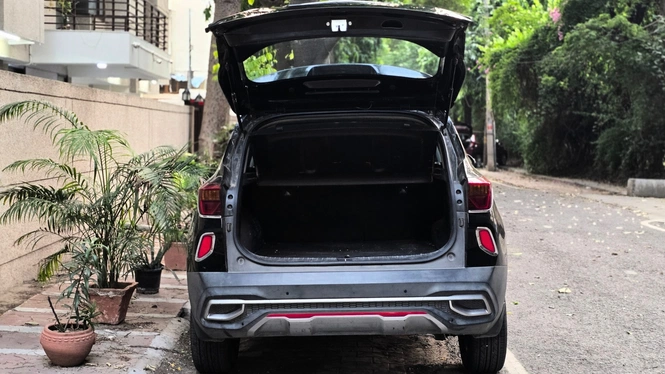 2020 Kia Seltos GTX+ Cargo