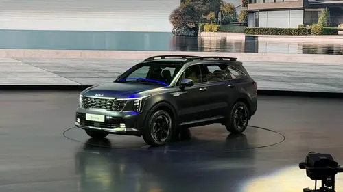 Kia Sorento Diesel Launched in India from Rs 27.99 Lakh Image