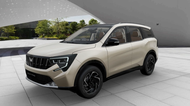 Mahindra XUV 7XO AX7 T