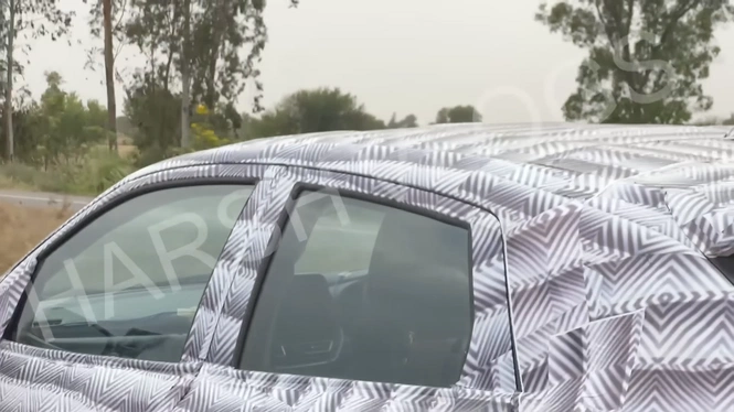 Camouflaged Baleno facelift interior, spotted testing on road