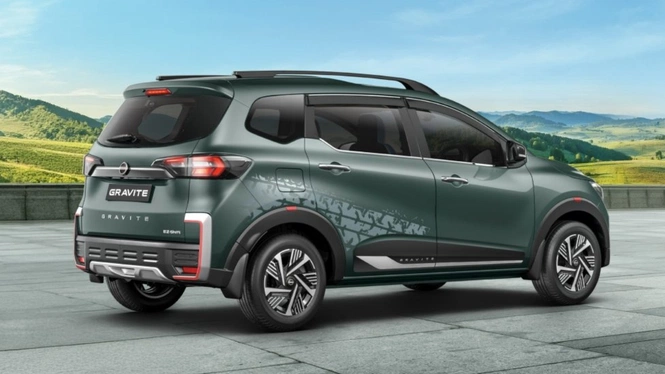 Nissan Gravite rear
