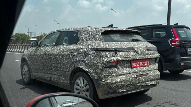 Vinfast VF6 spied with Scorpio N