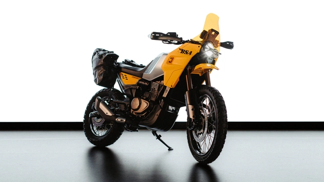 BSA Thunderbolt 334 Adventure in yellow front view