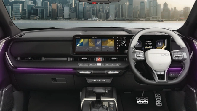 New Kia Seltos Dual screen display