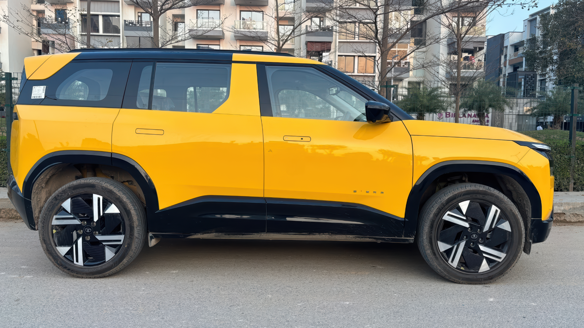 Tata Sierra Side View