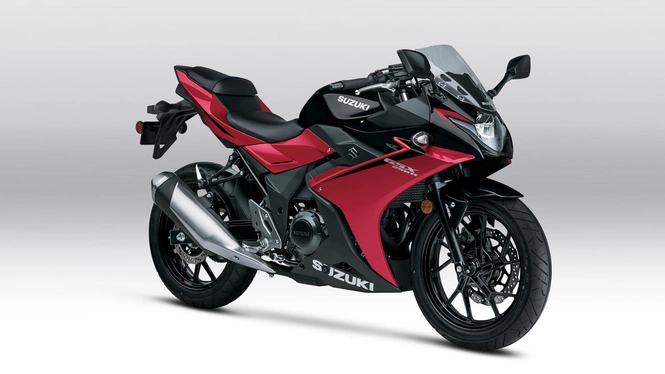 Suzuki GSX-250R Red