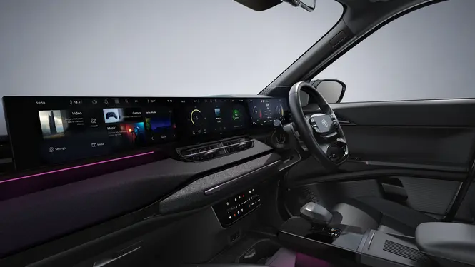 Tata Sierra DARK Edition Accomplished+ Interior Dashboard, Infotainment Display and Steering Wheel View