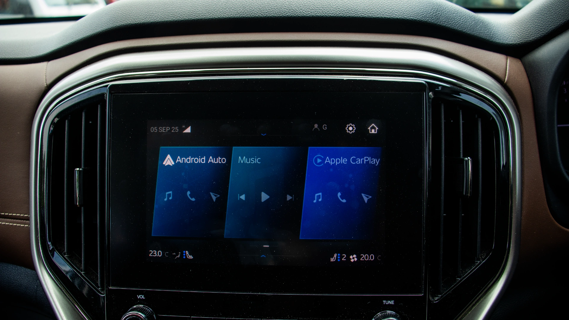 Scorpio N White interior