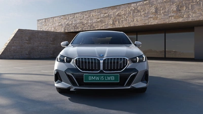 BMW i5 LWB Bookings Open in India With 669 km Range