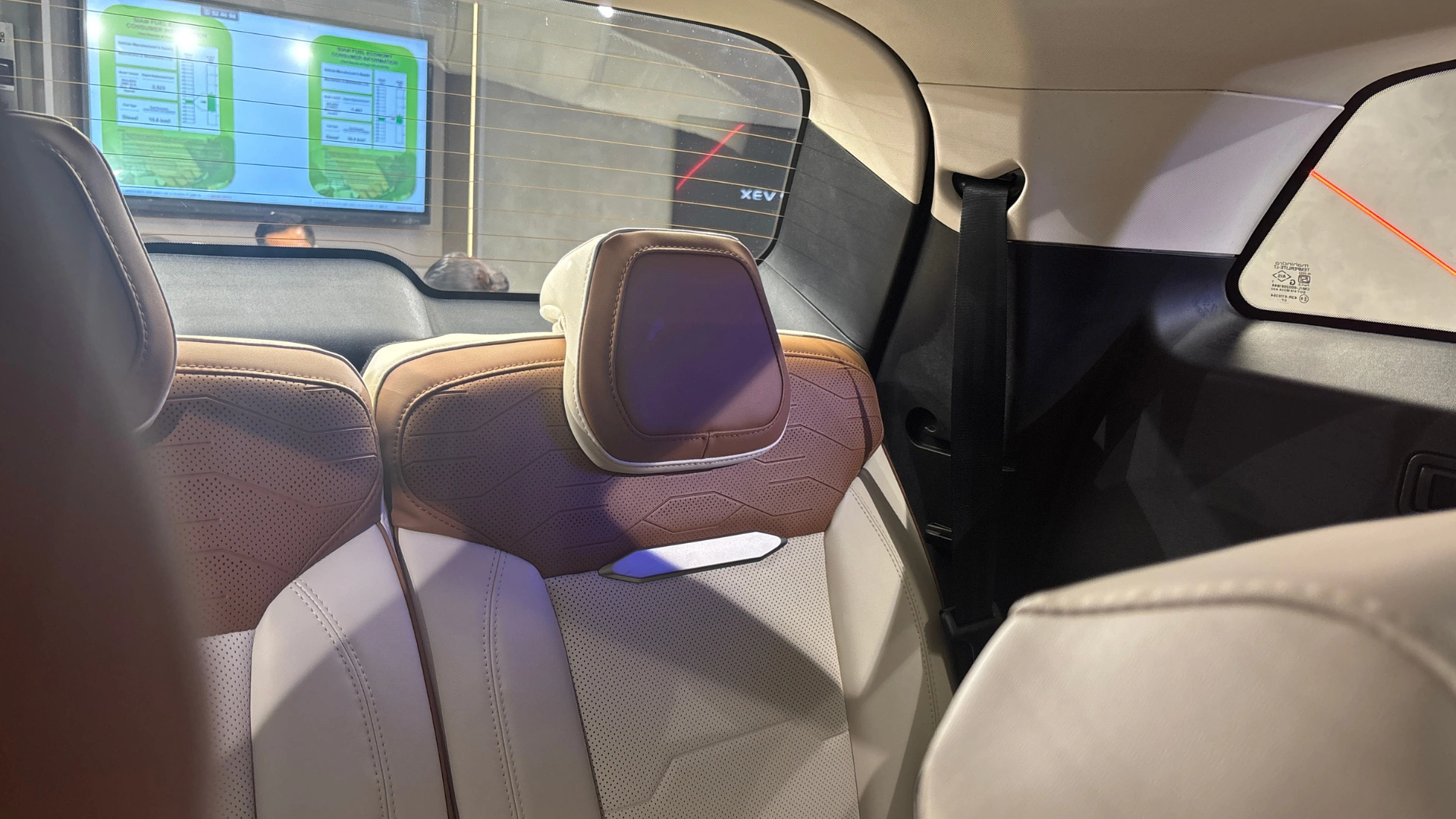 Mahindra XUV 7XO third row seats