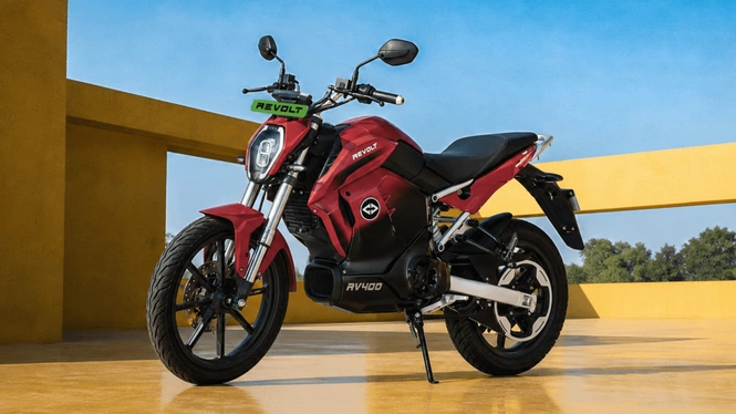 Revolt RV400 in Eclipse Red