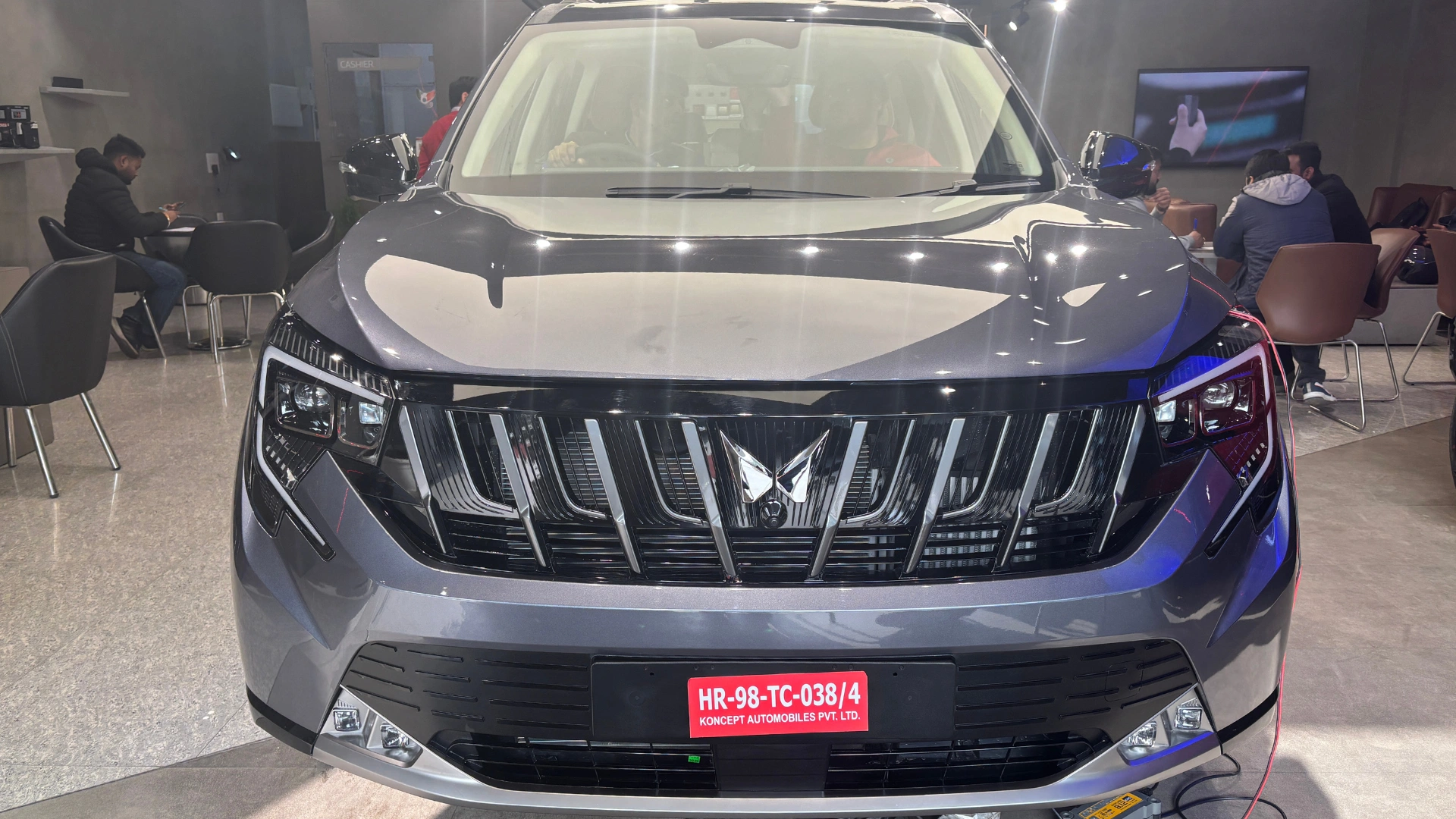 Mahindra XUV 7XO Galaxy Grey Front