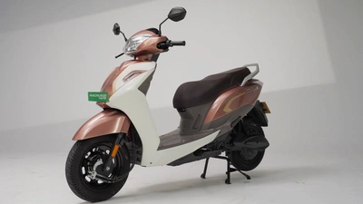 Ampere Magnus G Max Updated With 30+ Connected Features at Rs 1.09 Lakh