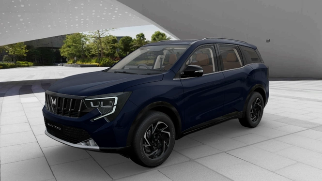 Mahindra XUV 7XO AX7