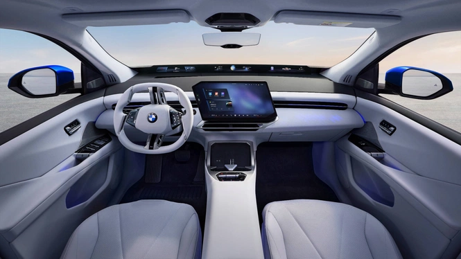 BMW iX3 long-wheelbase version - interior dashboard view