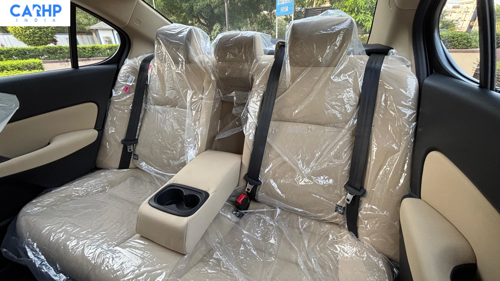 Honda city facelift V CVT rear seats