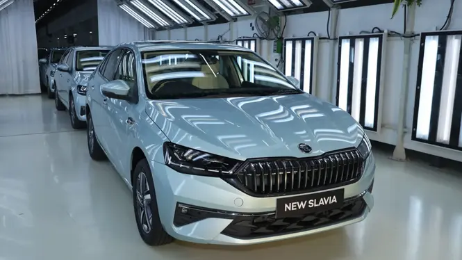 2026 Skoda Slavia Facelift Front Right Three Quarter View