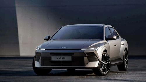 Old VS New Hyundai Elantra Compared In Pictures Image