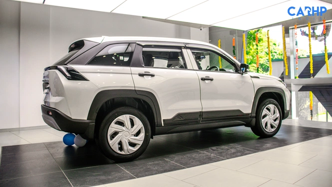 Victoris lxi cng review side photo