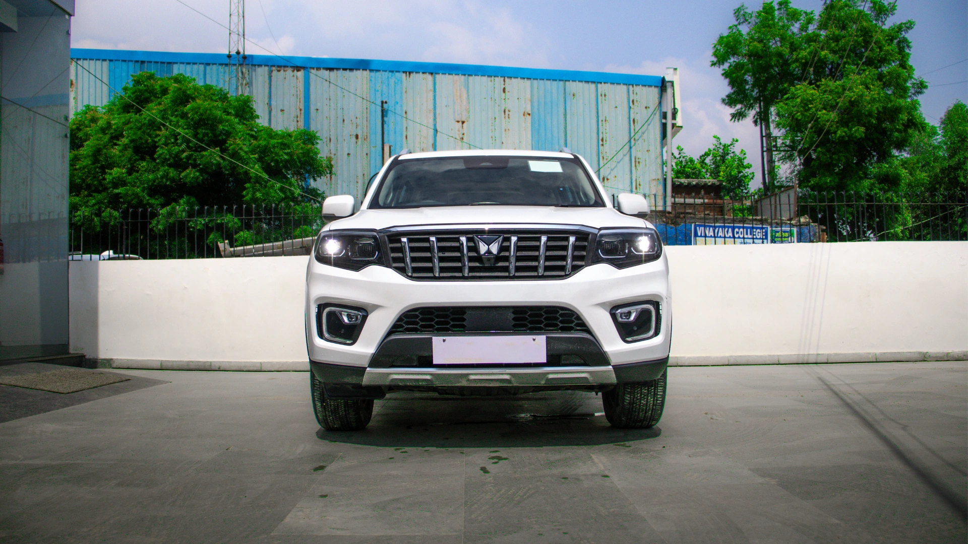 Scorpio N White Front