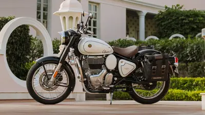 Royal Enfield Classic 350 Signature White Launched At Rs 2.24 Lakh, Gets Touring Seat As Standard