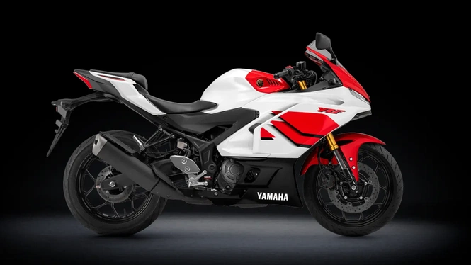 Yamaha R3 70th Anniversary Edition