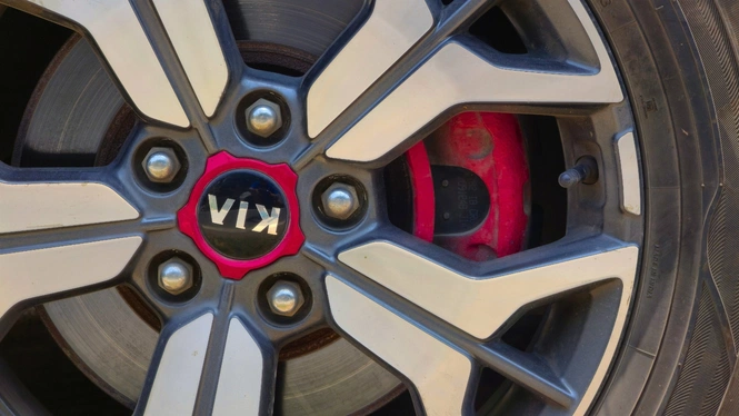 2020 Kia Seltos GTX+ Brakes