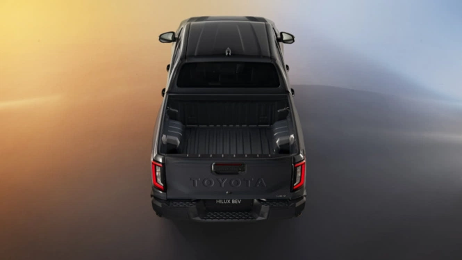 2026 toyota hilux rar bed tray