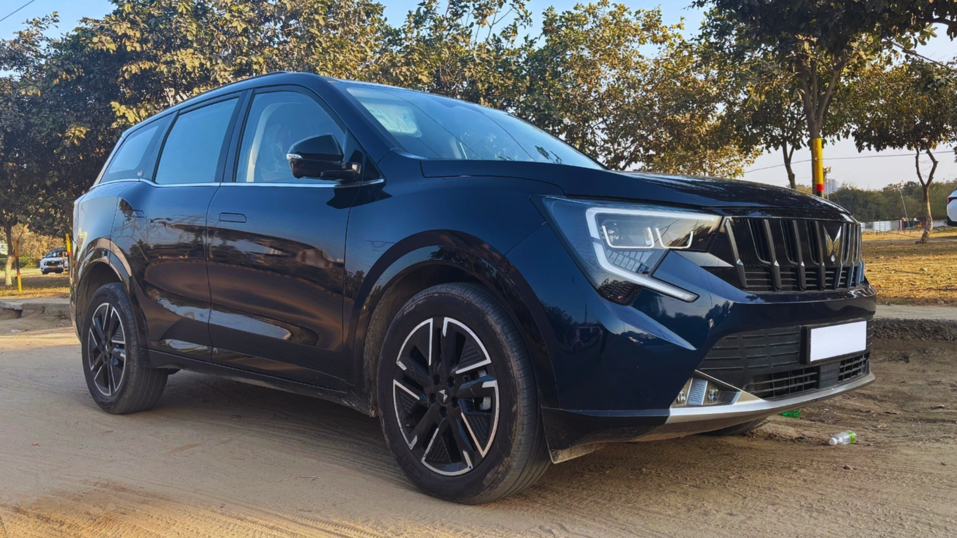 Mahindra XUV 7XO