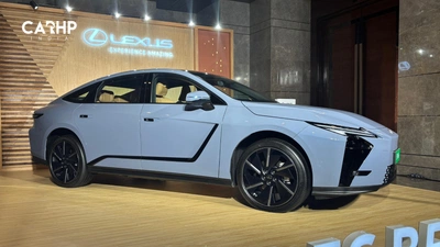 Lexus ES500e Launched at ₹89.99 Lakh - Gets 580km Range