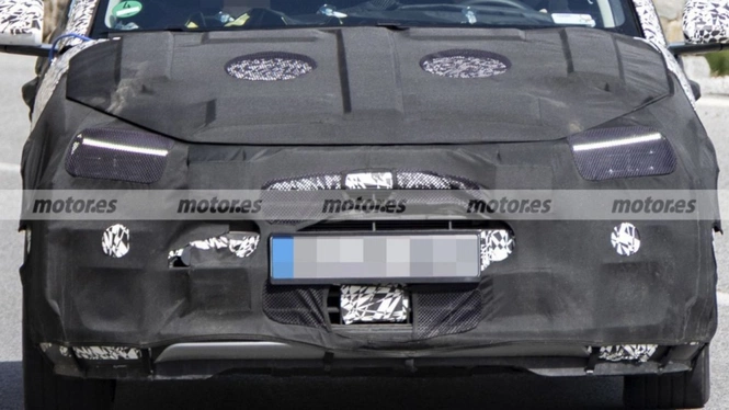 Hyundai i20 Facelift Spyshot