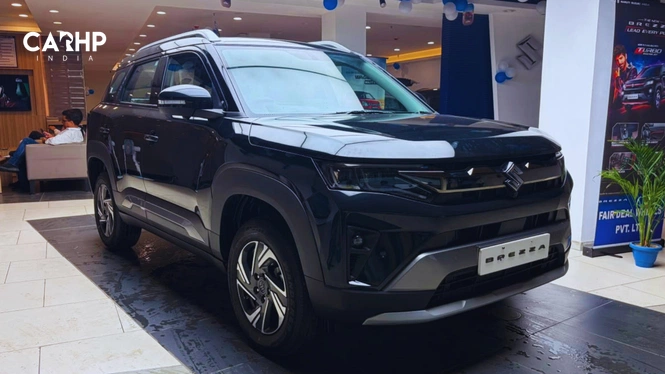 Maruti Suzuki Brezza in black