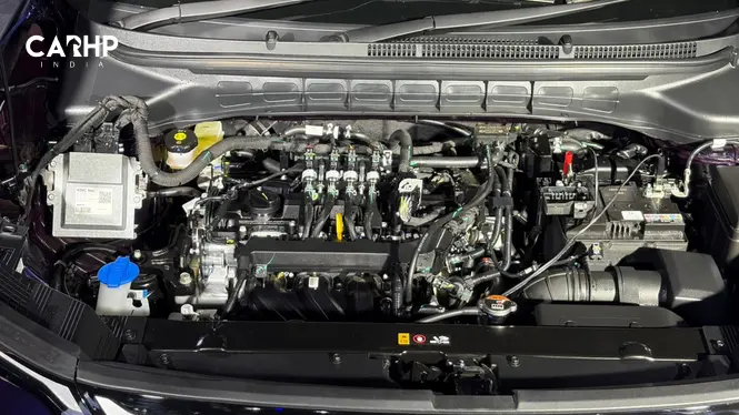 Kia Carens Clavis CNG engine view