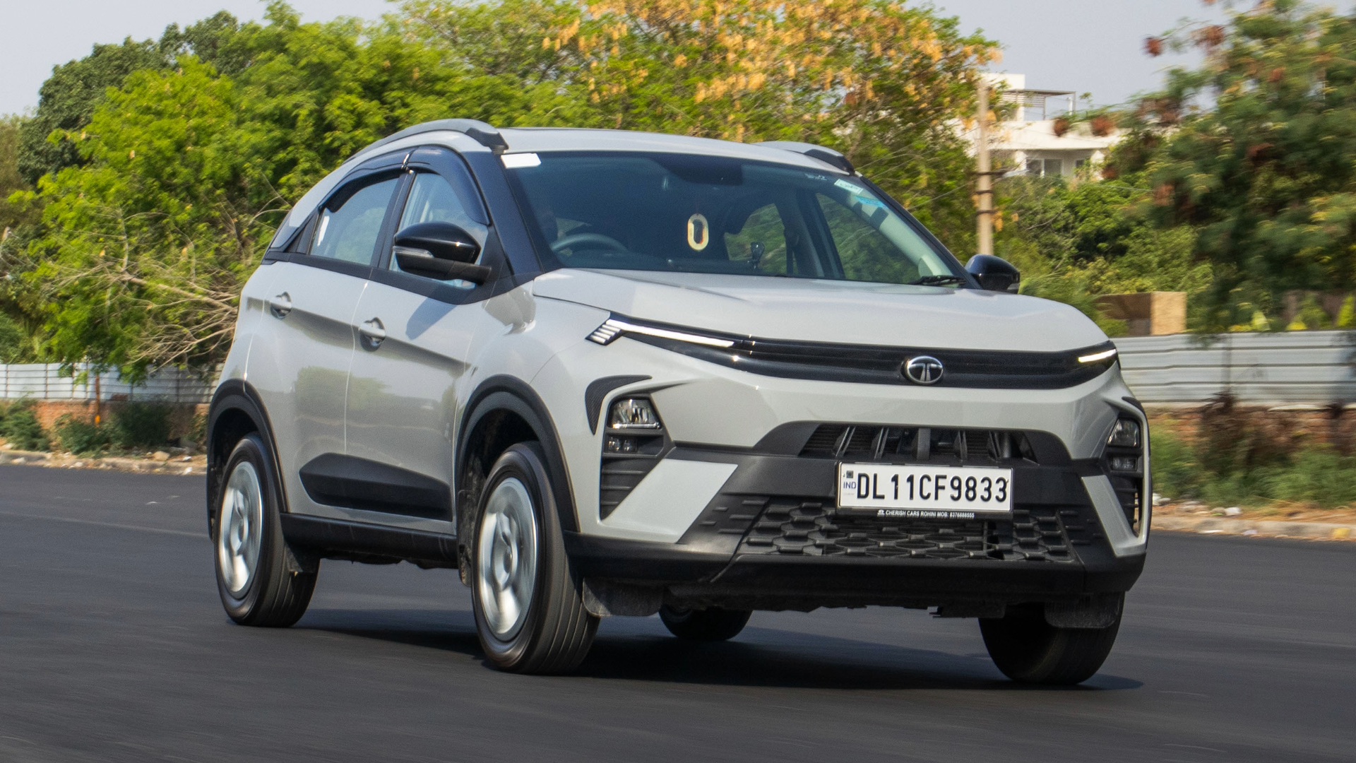 Tata Nexon Exterior Front Right Three Quarter View