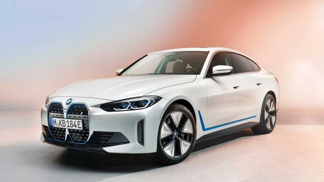 BMW i4 eDrive40