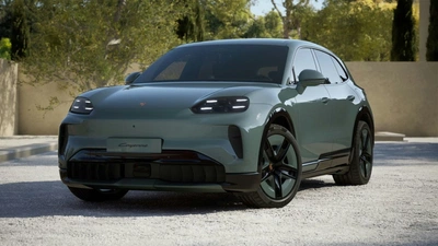 Porsche Cayenne S Electric Unveiled Globally, Gets 653km Range