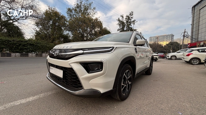 Toyota Urban Cruiser Hyryder in white