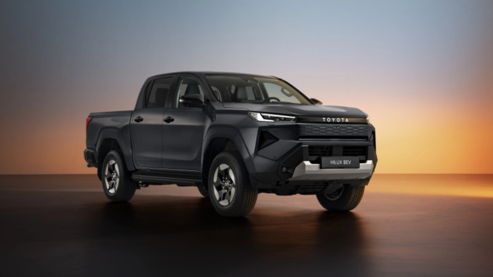 2026 Toyota Hilux left side