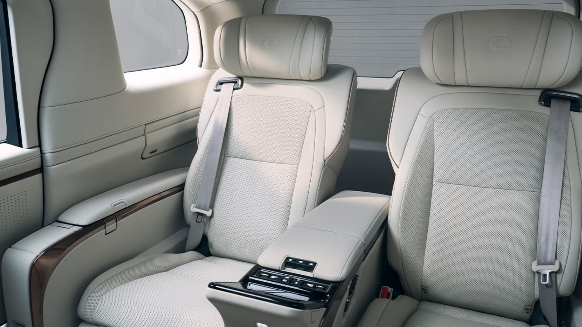 lm350h interior