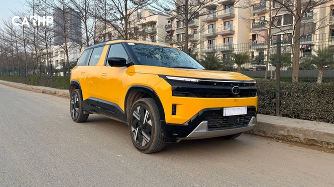 Tata Sierra Exterior Front Side View