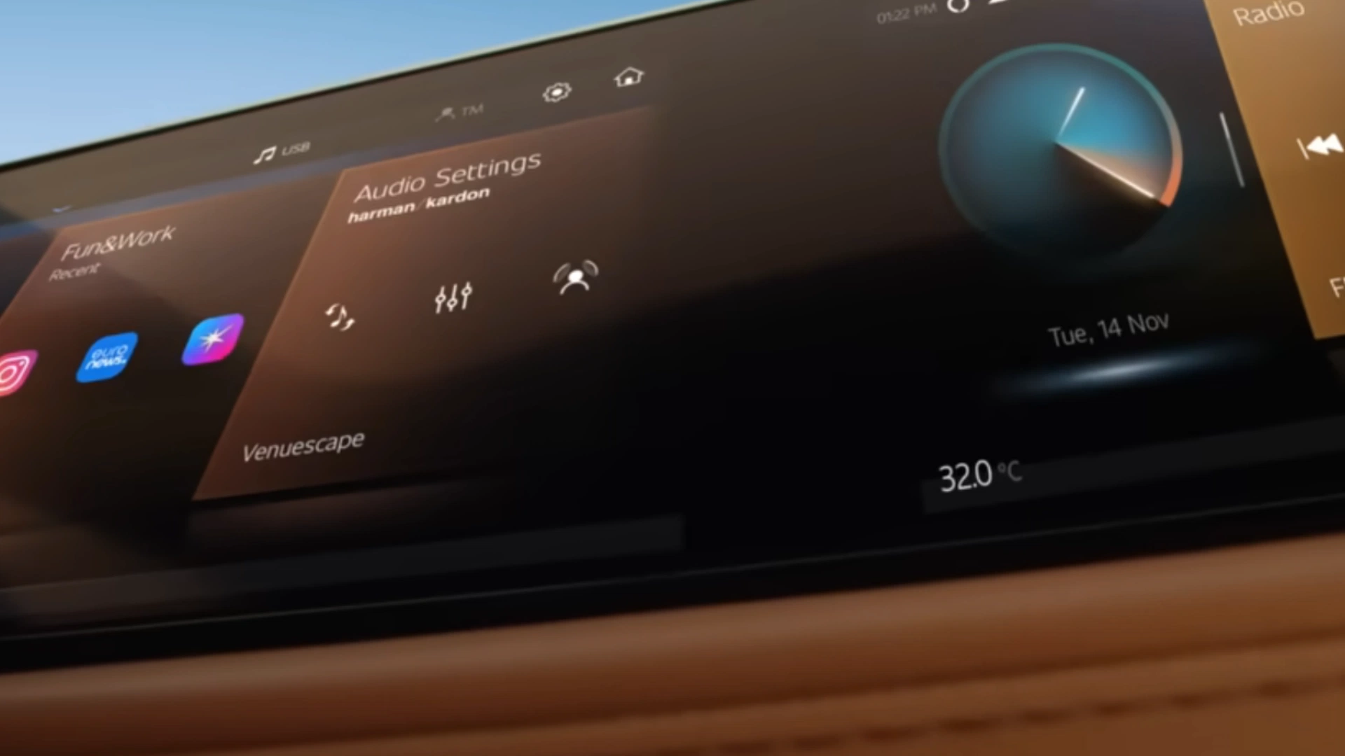 Mahindra XUV 7x o panoramic roof