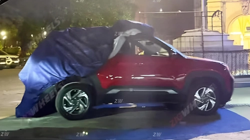 Maruti Brezza 2026 Facelift Spotted Without Camouflage Ahead of Launch Image