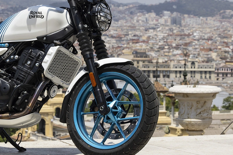 Royal Enfield Guerrilla 450