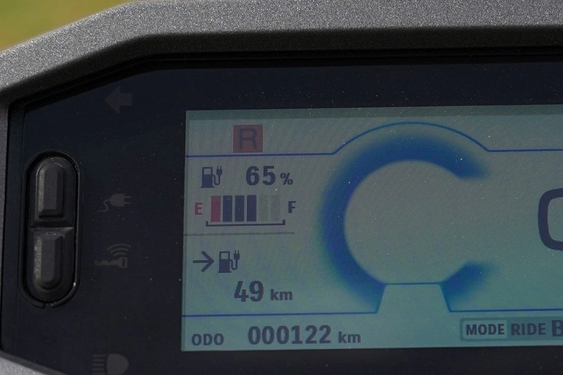 Suzuki e Access